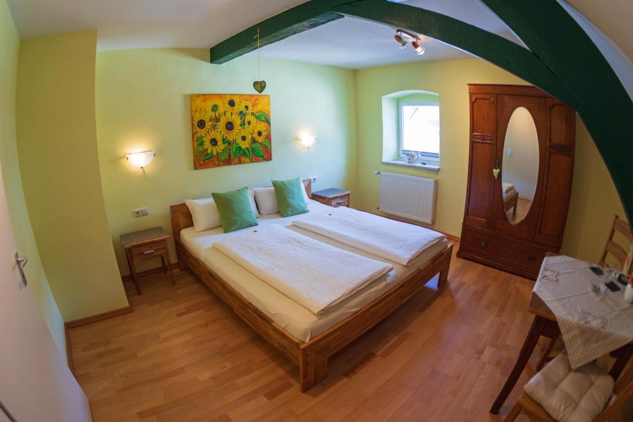 Dooscht Gaestehaus Reichshof Kröv Extérieur photo
